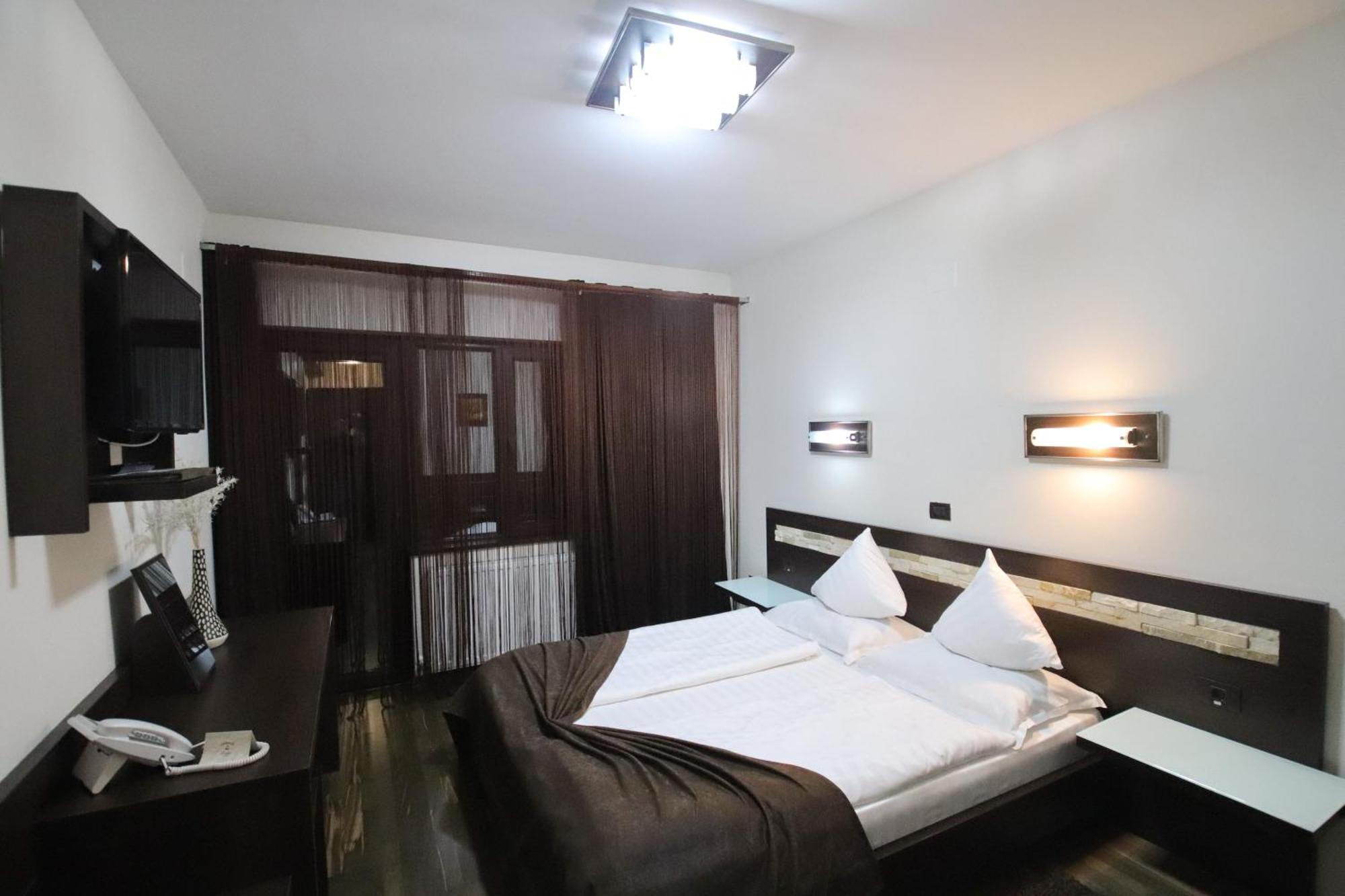 Complex Cochet Hotell Buşteni Eksteriør bilde
