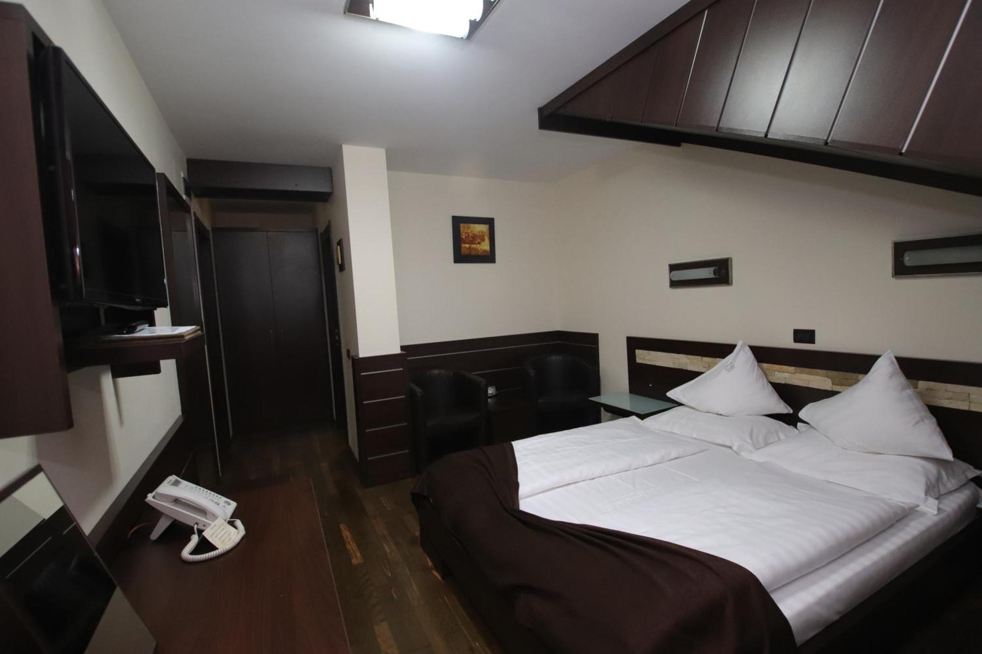 Complex Cochet Hotell Buşteni Eksteriør bilde
