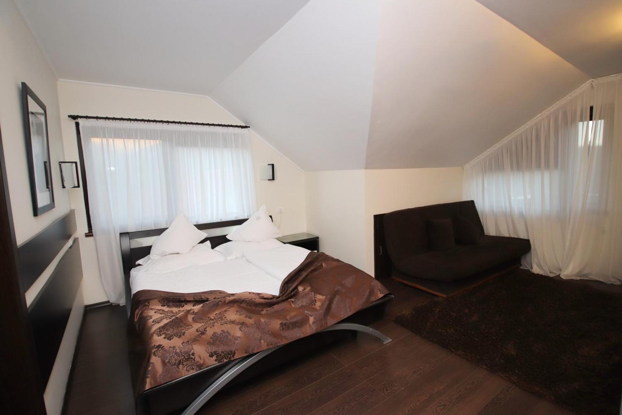 Complex Cochet Hotell Buşteni Eksteriør bilde