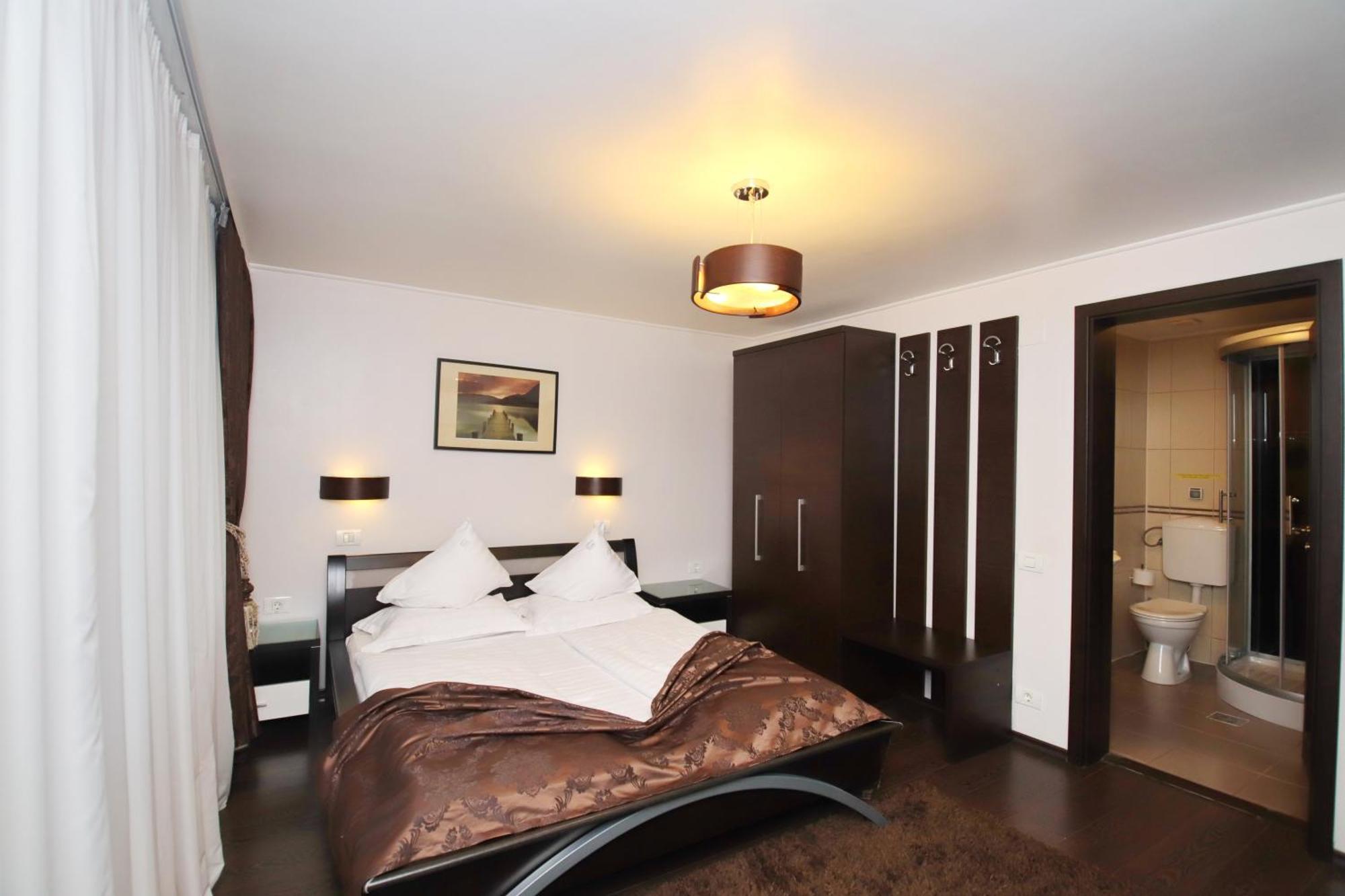 Complex Cochet Hotell Buşteni Eksteriør bilde